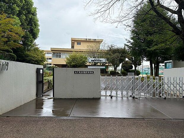 松戸市立常盤平中学校 徒歩6分。 430m