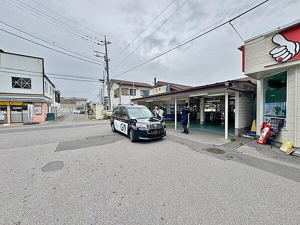 六実駅(東武 野田線) 徒歩15分。 1160m