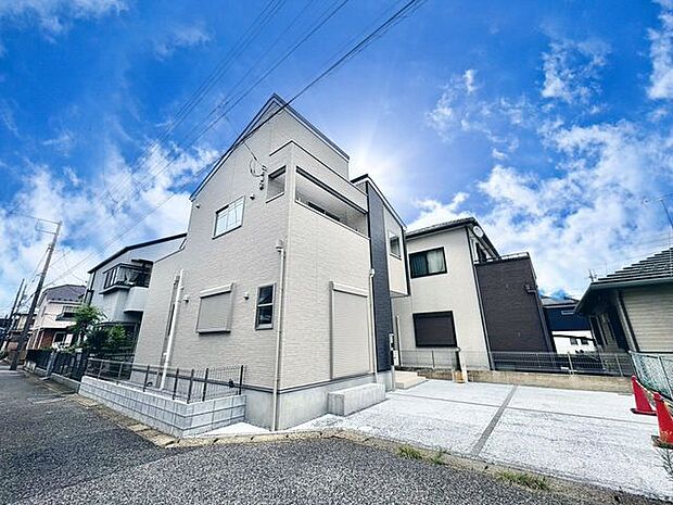 「～2階建て3SLDK～」生活を彩る設備、豊富な収納、楽々の家事動線が揃う邸宅！快適な住まいでワンランク上の生活が送れます♪。