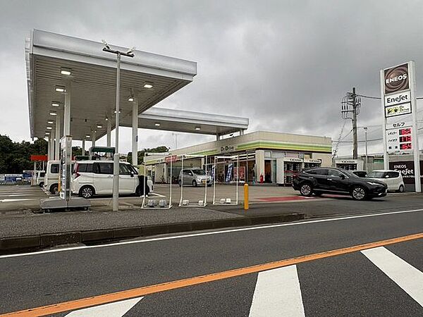 エネオスDr．Driveセルフ流山前ヶ崎店 徒歩7分。 500m