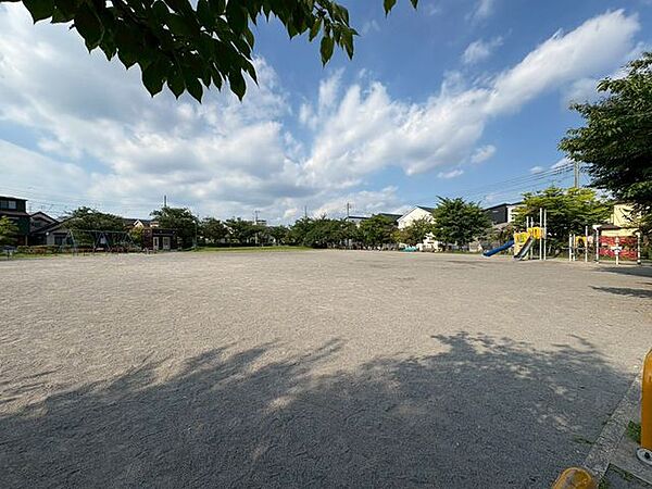 南流山8号公園 374ｍ 550m