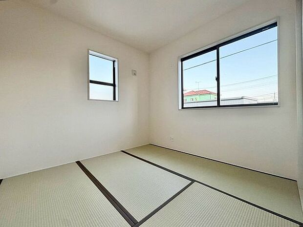 「多用途使いできる和室」お子さまの遊び場や家事スペース、気軽に横になれる休憩スペースなど多目的に活躍します。