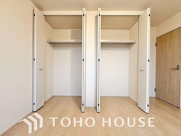 「スッキリ収納の居室」クローゼット付きのため、お部屋はすっきり広々と使うことができます。