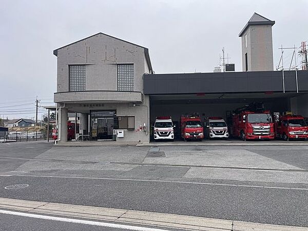 柏市消防局 旭町消防署 徒歩134分。 10650m