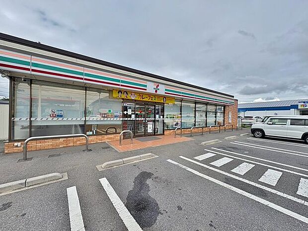 セブンイレブン柏花野井北店 1277m
