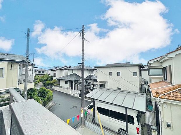 「眺望」心地よい風を感じながら、青空を眺め一息つくことのできる住空間です。