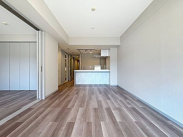 「寛ぎの空間リビング」毎日過ごす場所だからこそ、飽きのこないデザインが大事。本当に欲しい「寛げる空間」を実感して頂けます。