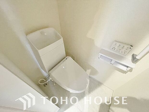 「ウォシュレット機能付き」優れた節水効果や汚れが付きにくい便座など、ほしかった機能が揃ったウォシュレット一体型トイレです。