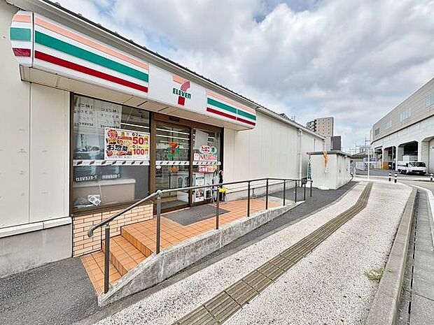 セブンイレブン鎌ケ谷駅西口店 徒歩31分。 2430m