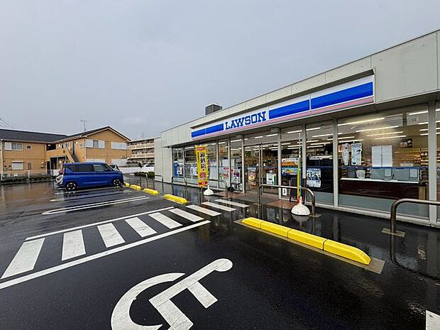 ローソン・スリーエフ柏高田南店 徒歩7分。 530m