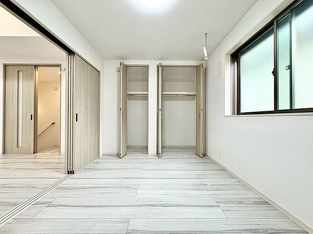「居心地の良いナチュラル空間」お家時間を穏やかに過ごせる寛ぎの空間です。居心地の良さを実感して頂けるお部屋となっております。