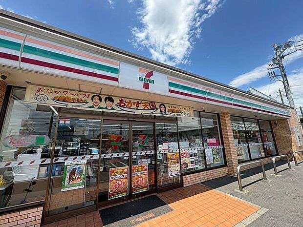 セブンイレブン柏花野井店 徒歩24分。 1920m