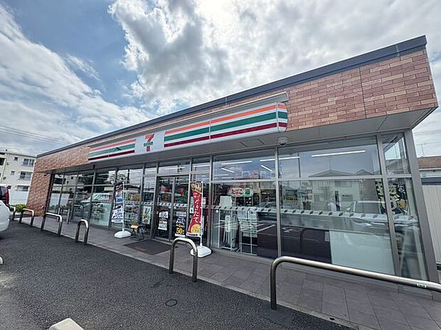 セブンイレブン流山江戸川台西3丁目店 徒歩17分。 1310m