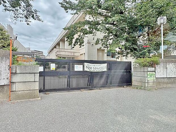 鎌ケ谷市立鎌ヶ谷中学校 徒歩14分。 1080m