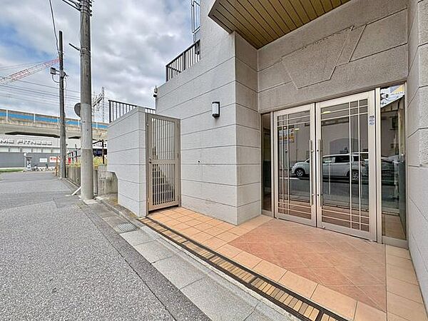 エントランスを拡大表示