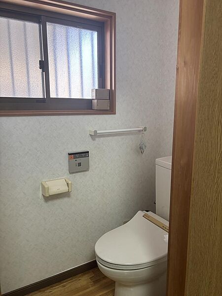 トイレを拡大表示