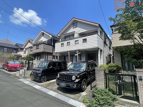 大型分譲地のためきれいな町並みで静かな生活環境です♪