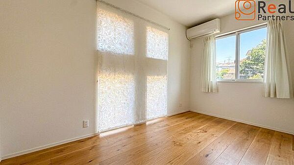 収納充実！フラットルーフ付きのお部屋です♪※こちらの写真はCG加工しております