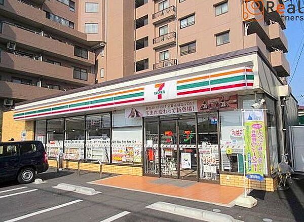 セブンイレブン横浜磯子原町店 徒歩1分。 10m
