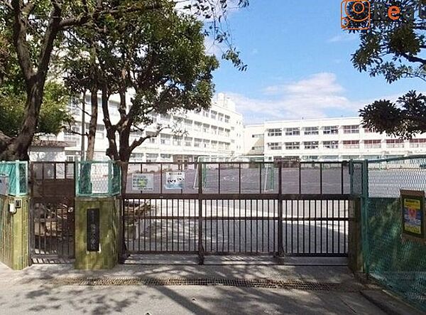 横浜市立鴨居小学校 徒歩11分。 860m