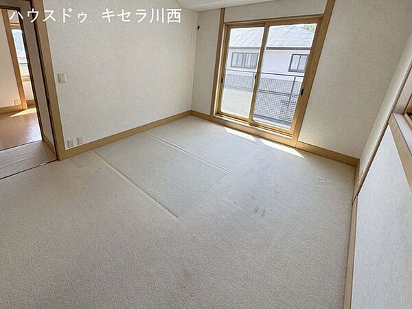 洋室(2)