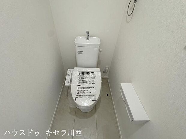 二階トイレ