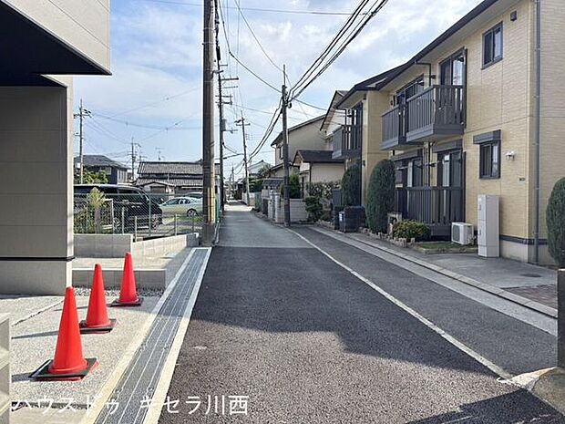 前面道路含む現地写真