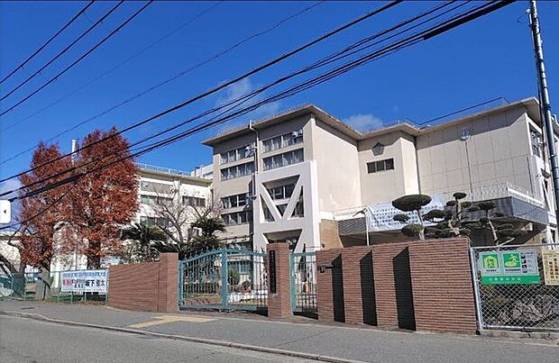 川西市立川西南中学校 1650m