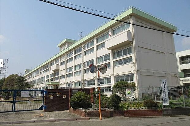 川西市立久代小学校 1610m