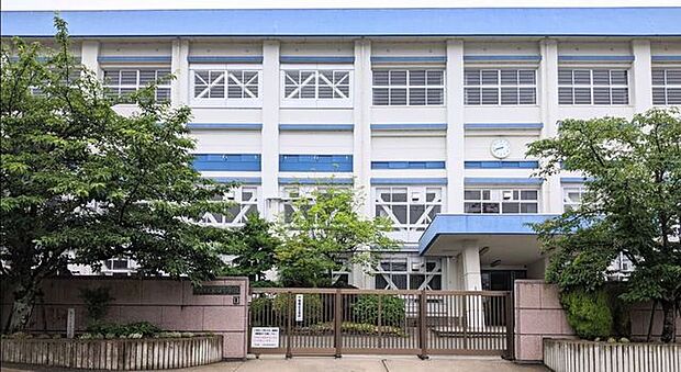 川西市立東谷中学校 1160m