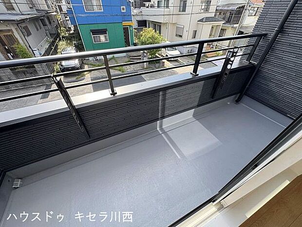 洋室(3)のバルコニー