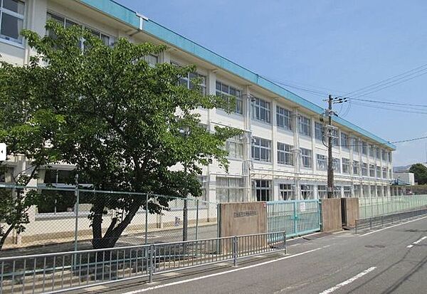 川西市立明峰小学校 2490m
