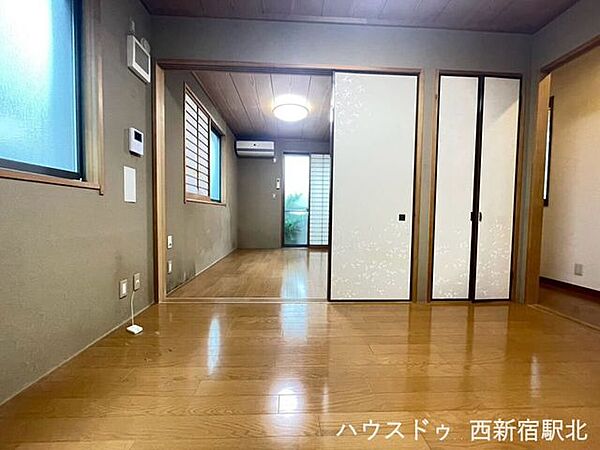 洋室