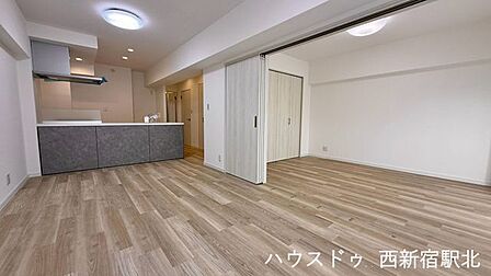 ■4路線2駅利用可■エレベーター■コンビニ徒歩1分