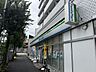 周辺：ファミリーマート 小滝橋通り店 800m