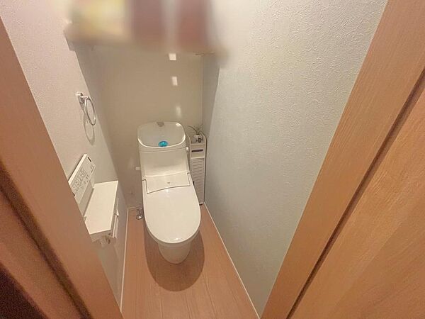 １階と３階にトイレがございます。