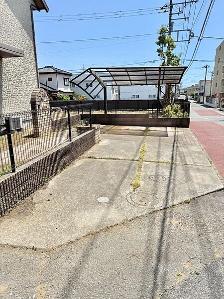 駐車場としても利用できます。
