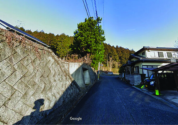 敷地の前面道路