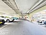駐車場：敷地内に平面駐車場と機械式駐車場がございます。空き状況はお問い合わせください。