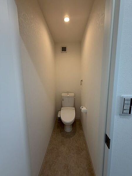 トイレを拡大表示