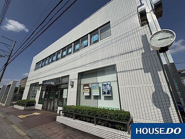 京都銀行 八幡中央支店 990m