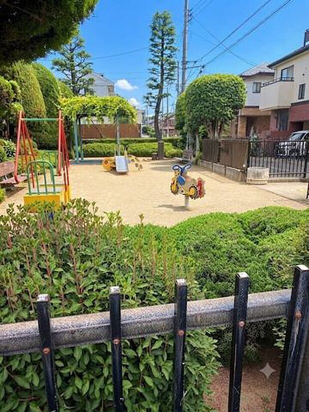 富士前西児童遊園地 440m