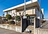 周辺：内間木公民館 図書室静かで落ち着いた環境で本と触れ合える地域密着型の設備と、朝霞市立図書館のネットワークを活かした豊富な蔵書へのアクセス。 560m