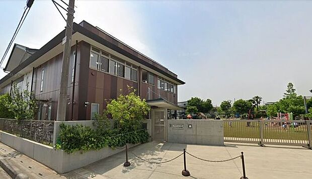 足立みどり幼稚園 550m