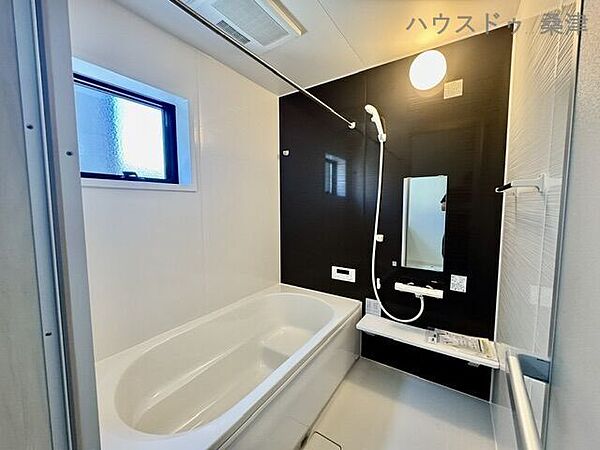 浴室を拡大表示