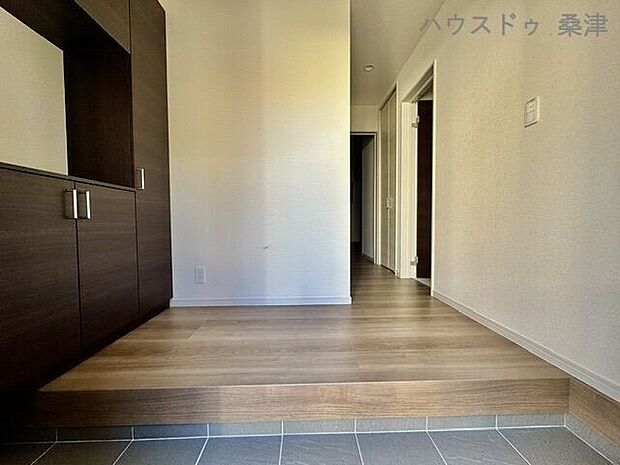玄関前通路
