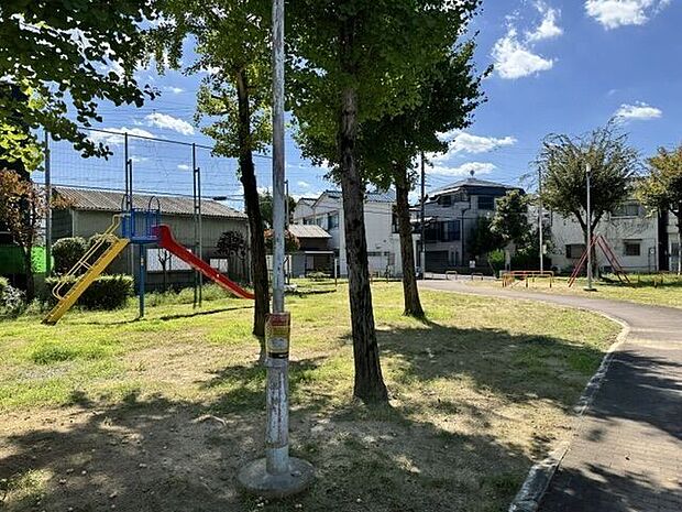 枯木南公園 1370m
