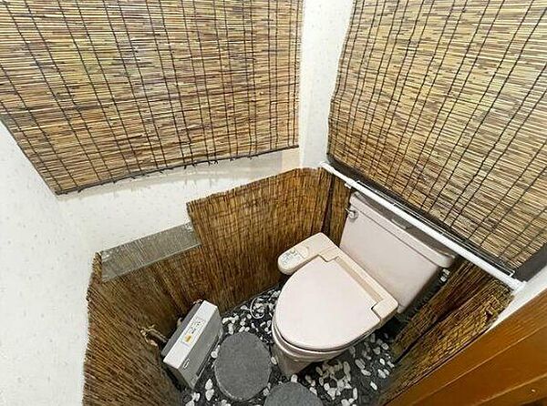 トイレを拡大表示