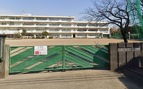 町田市立つくし野中学校
