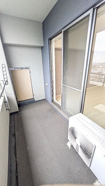 バルコニーを拡大表示
